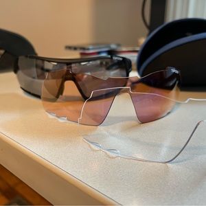Tifosi Davos Cycling Glasses - 3 Lenses Like New